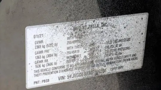 2021 Tesla Model Y 5YJYGDEDXMF106366