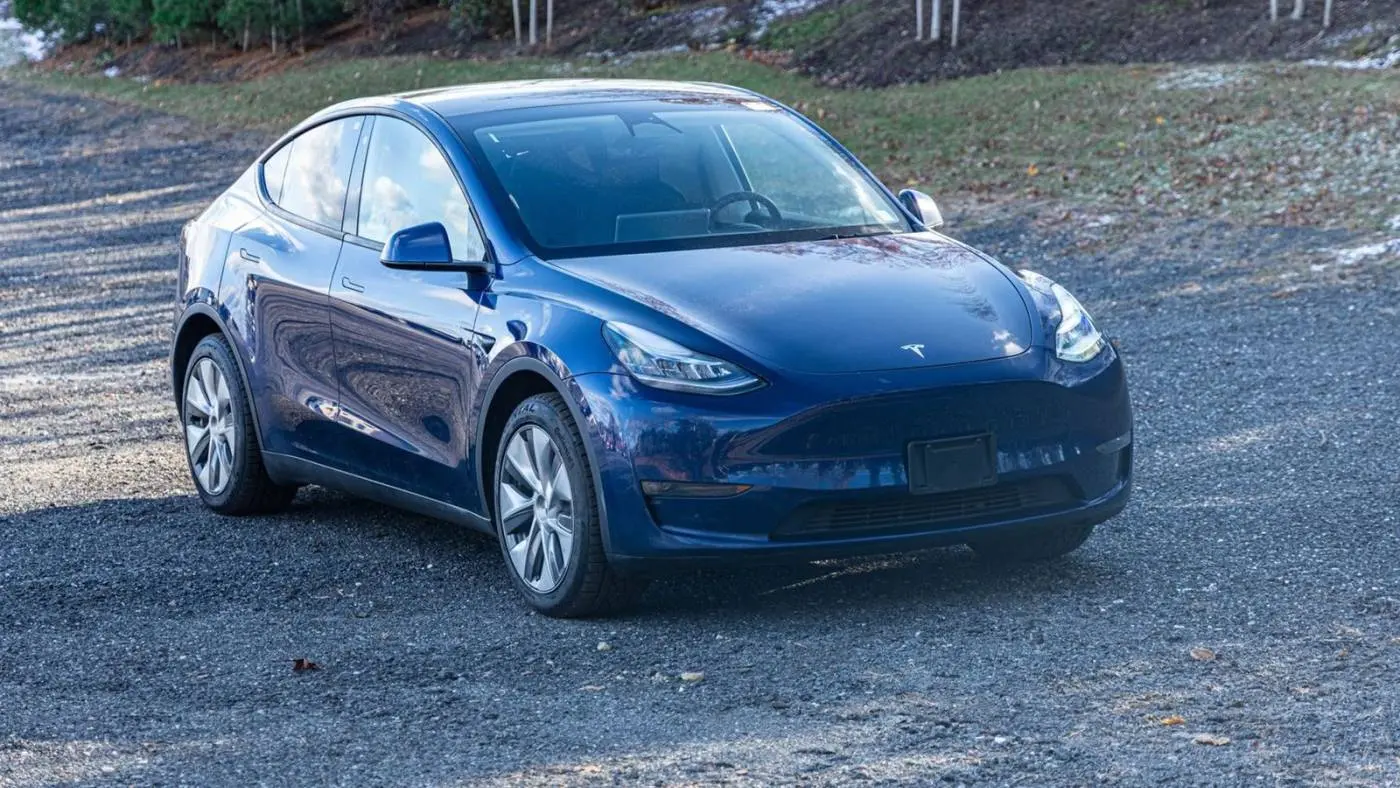 2021 Tesla Model Y 5YJYGDEE4MF184246