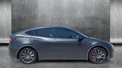 2021 Tesla Model Y 5YJYGDEDXMF106366