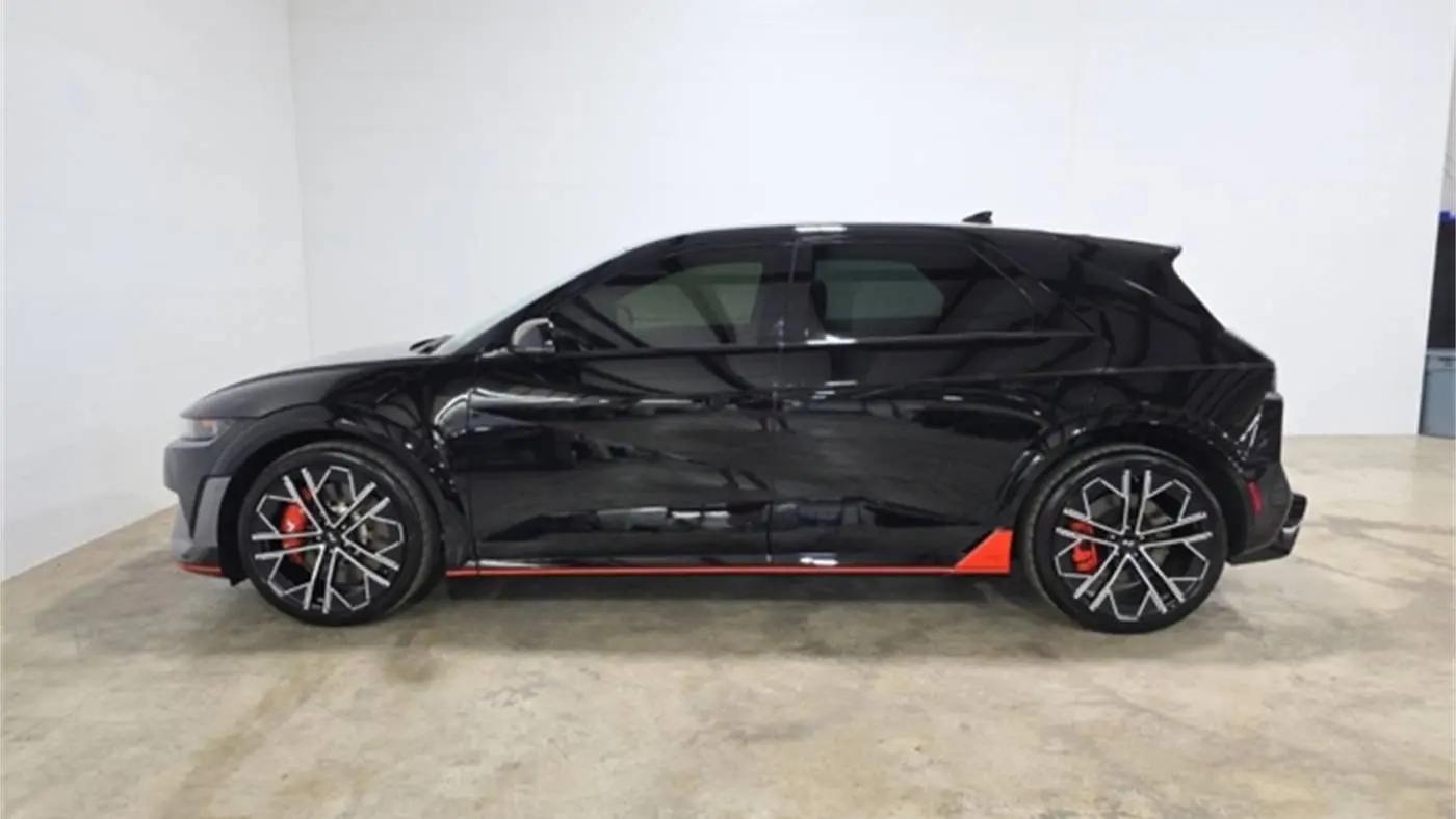 2025 Hyundai IONIQ 5 KM8KNDA84SU003240