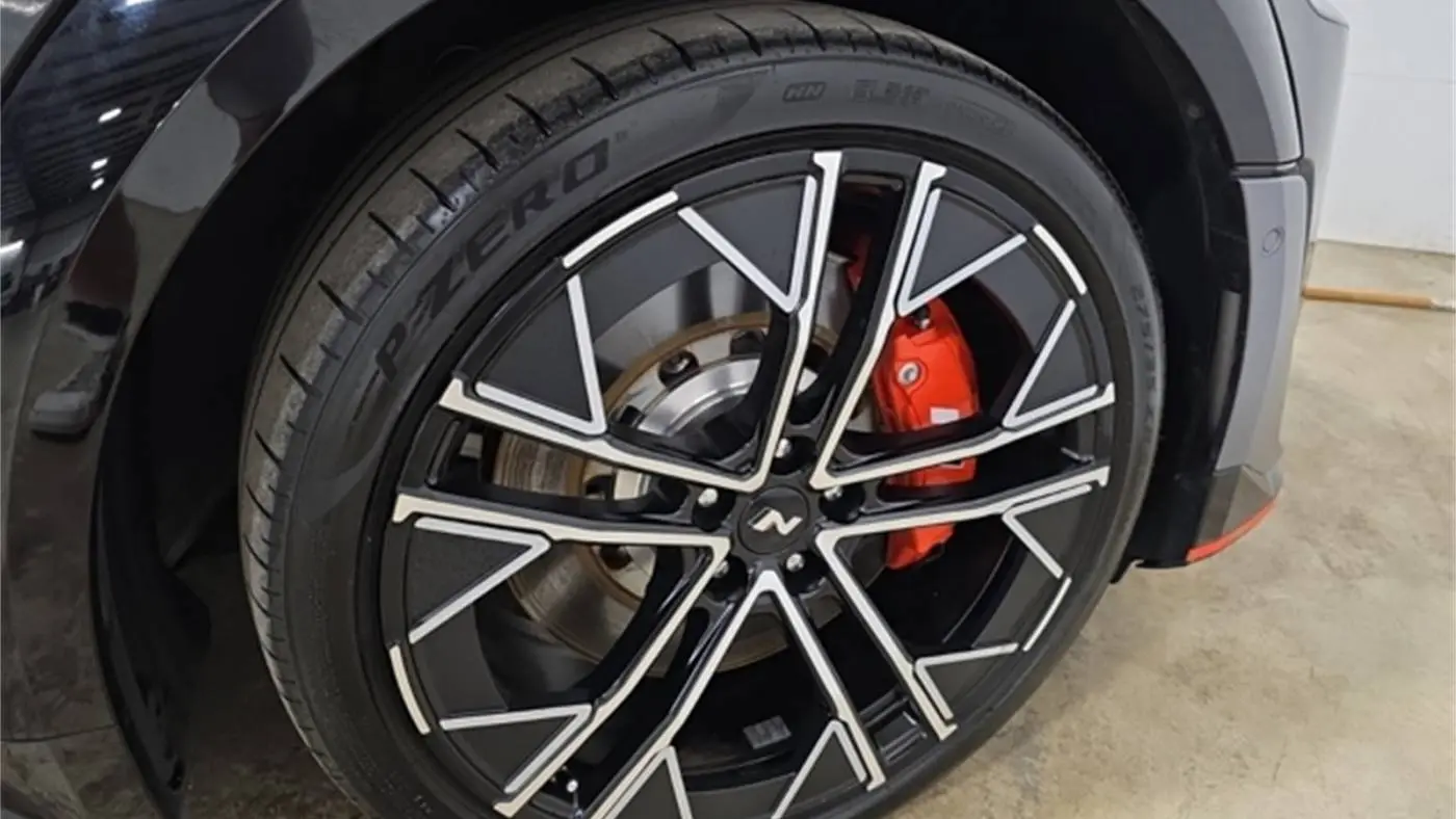 2025 Hyundai IONIQ 5 KM8KNDA84SU003240
