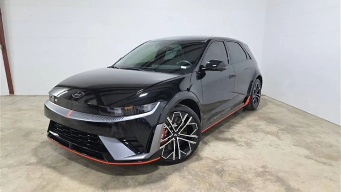 2025 Hyundai IONIQ 5 KM8KNDA84SU003240