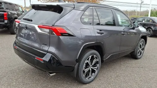 2025 Toyota RAV4 Plug-In Hybrid JTMFB3FV8SD250512
