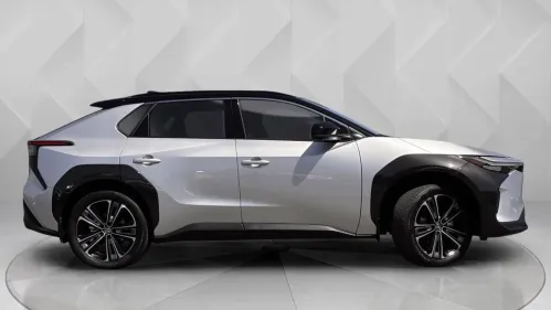 2024 Toyota bZ4X JTMABACA9RA051240