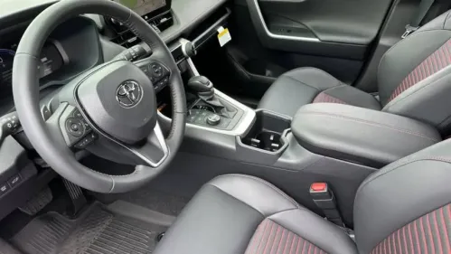 2025 Toyota RAV4 Plug-In Hybrid JTMEB3FV1SD247110