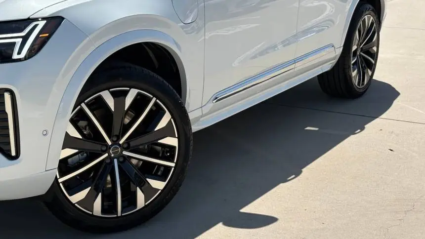 2025 Volvo XC90 YV4H60PB6S1380366