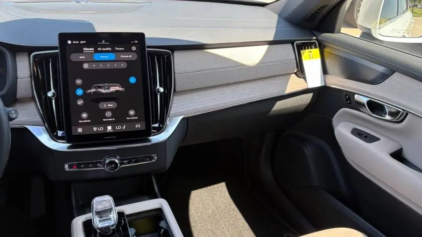 2025 Volvo XC90 YV4H60PB6S1380612