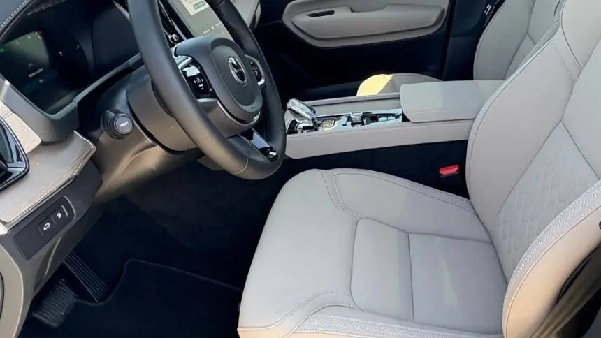 2025 Volvo XC90 YV4H60PB6S1380612