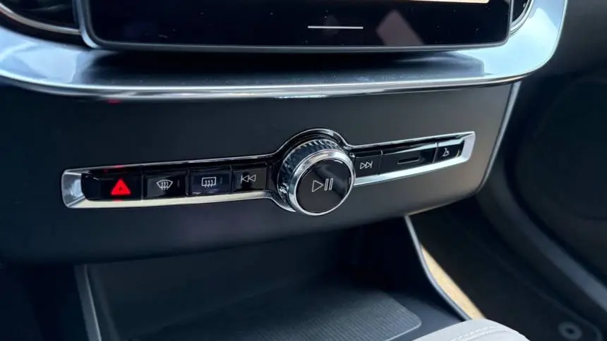 2025 Volvo XC90 YV4H60PB6S1380612