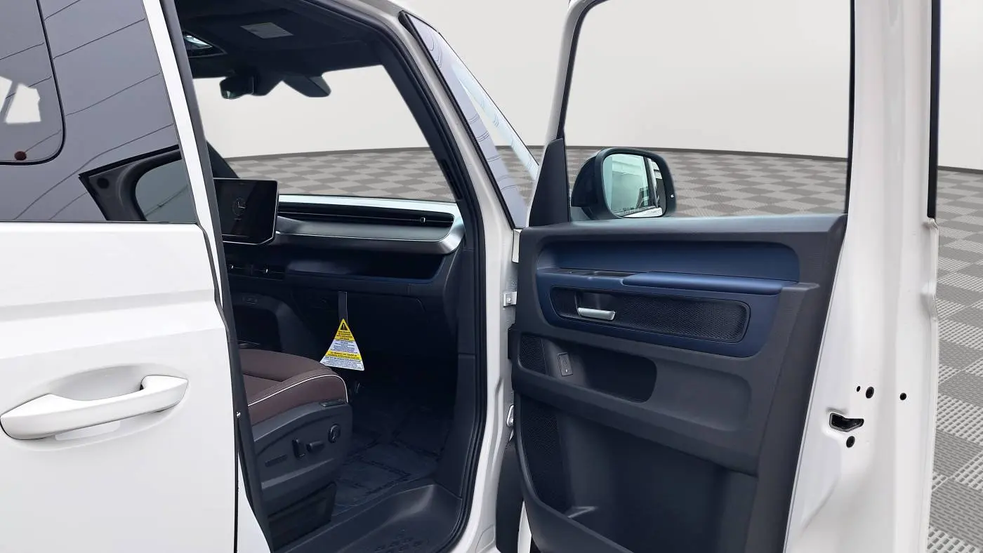2025 Volkswagen ID.Buzz WVGAWVEB9SH018720