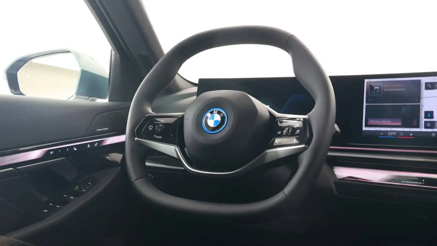 2024 BMW i5 WBY33FK01RCP96482