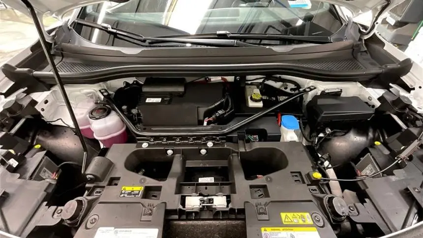 2021 Volkswagen ID.4 WVGTMPE25MP035551