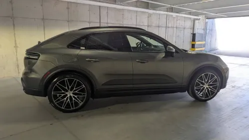 2024 Porsche Macan Electric WP1AA2XA1RL000074