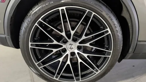 2024 Porsche Macan Electric WP1AA2XA1RL000074