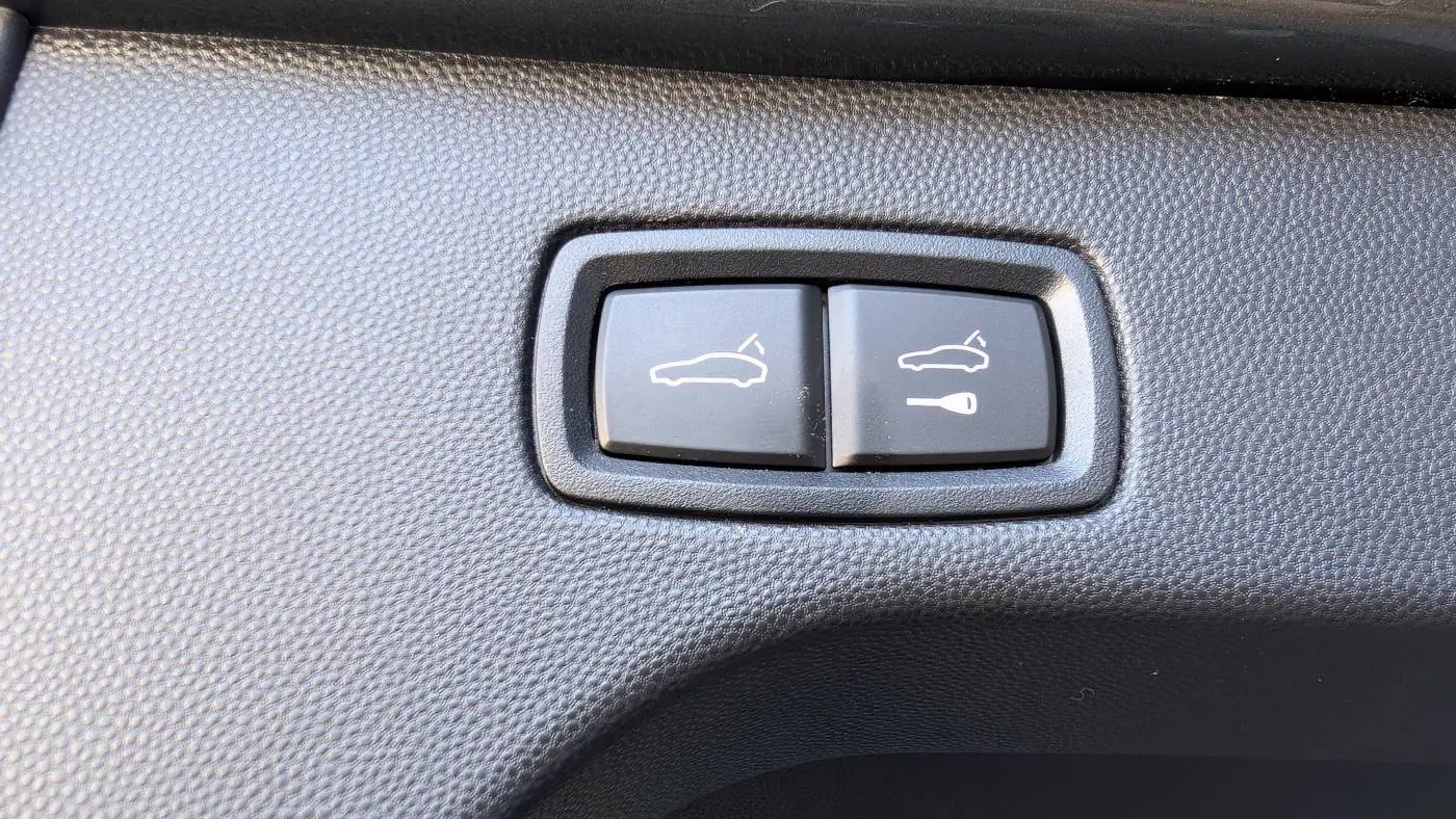 2024 Porsche Macan Electric WP1AA2XA1RL000074