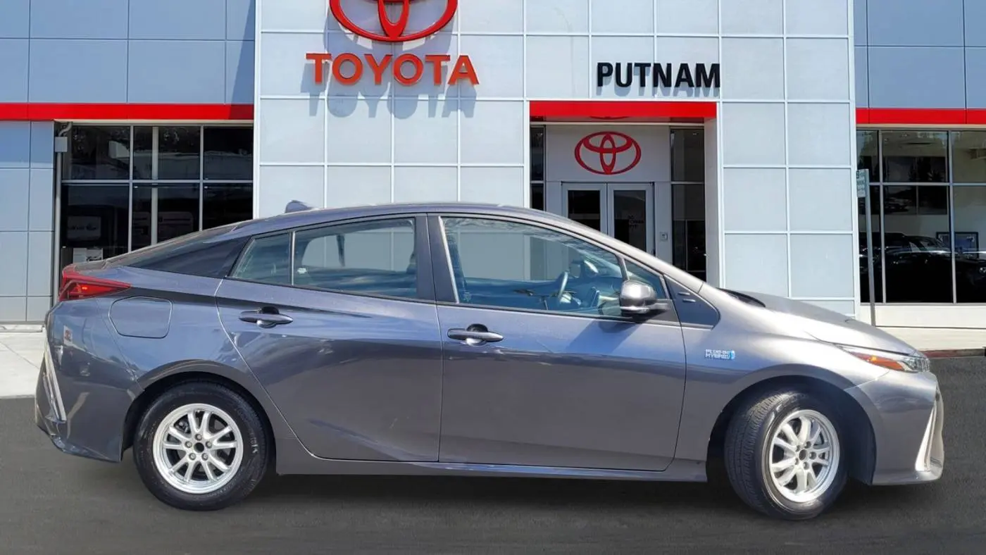 2021 Toyota Prius Prime JTDKAMFP4M3183750
