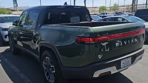 2023 Rivian R1T 7FCTGBAA5PN027147
