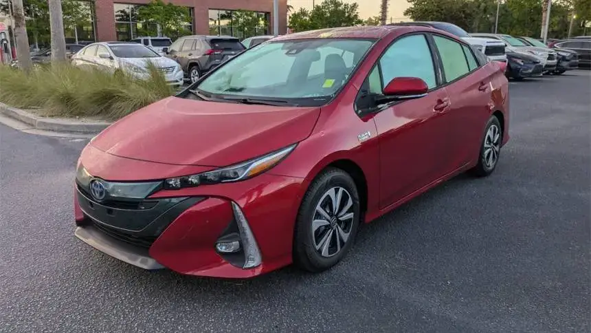 2018 Toyota Prius Prime - Images - 8