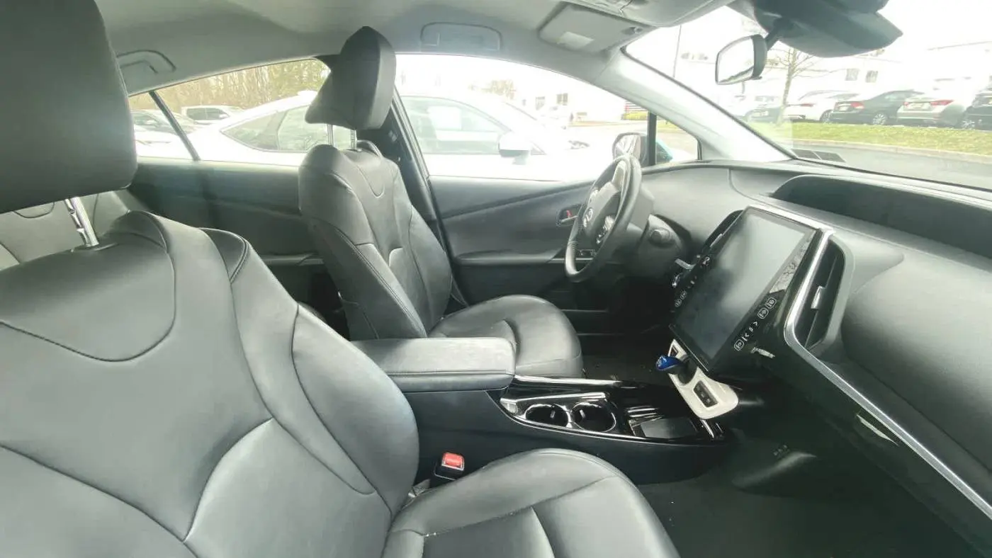 2017 Toyota Prius Prime JTDKARFP4H3032670