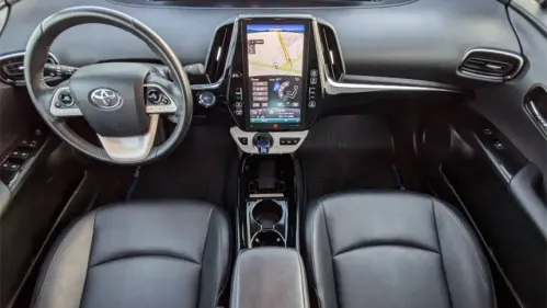 2018 Toyota Prius Prime - Images - 15