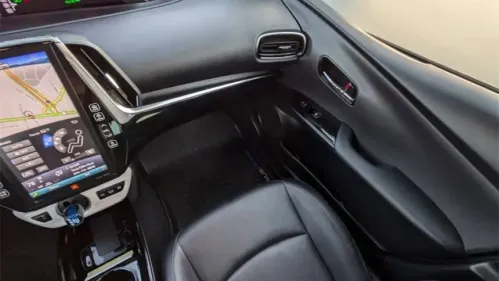 2018 Toyota Prius Prime - Images - 17