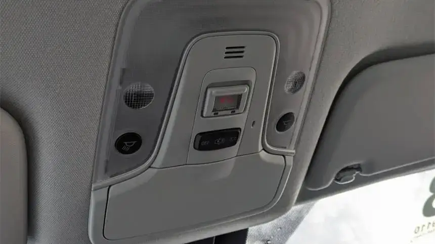 2018 Toyota Prius Prime - Images - 21