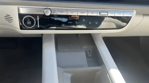 2024 Hyundai IONIQ 6 KMHM34AA6RA067194