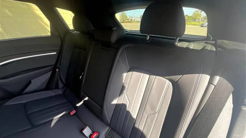 2023 Audi e-tron WA1AAAGE8PB025455