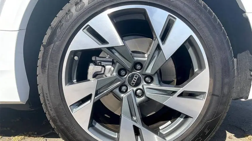 2023 Audi e-tron WA1AAAGE8PB025455
