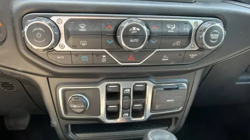 2023 Jeep Wrangler 1C4JJXN6XPW641347