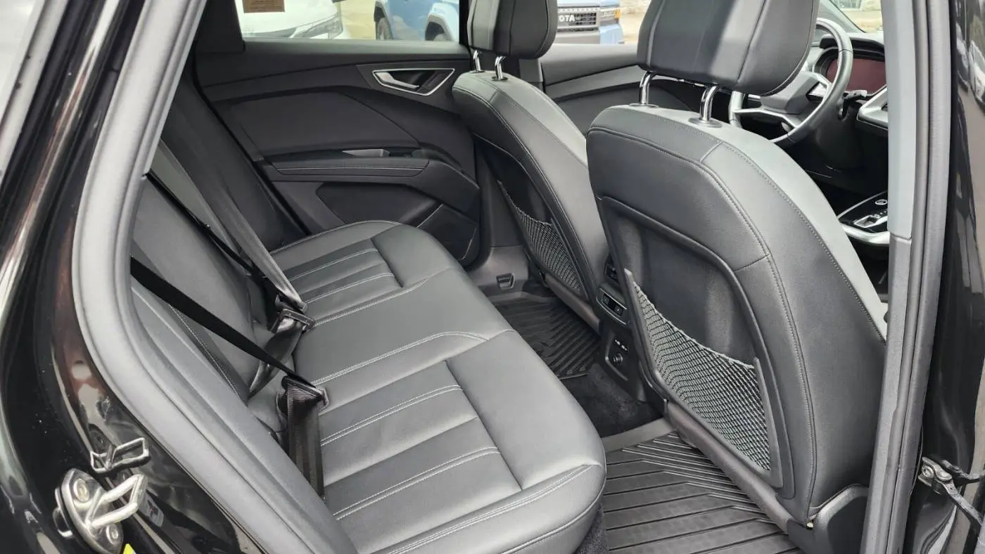 2023 Audi Q4 e-tron WA1L2BFZXPP005016
