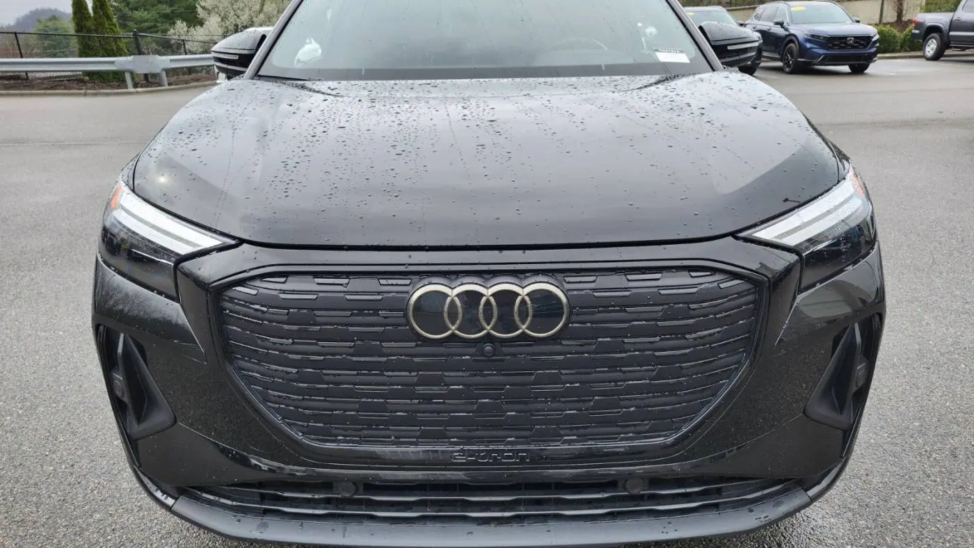 2023 Audi Q4 e-tron WA1L2BFZXPP005016