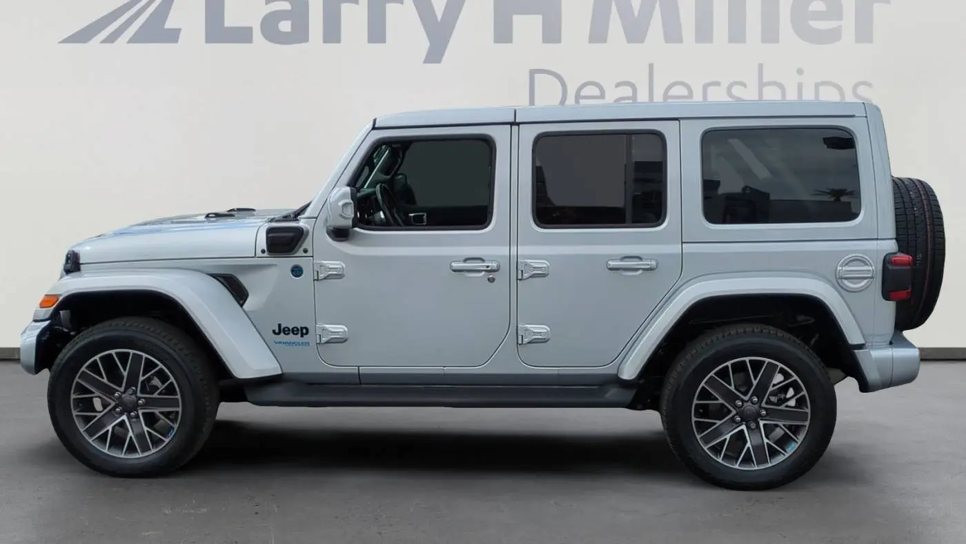 2022 Jeep Wrangler 1C4JJXP68NW156344