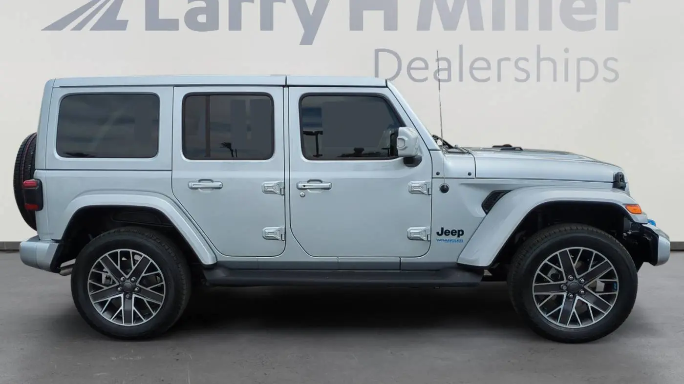2022 Jeep Wrangler 1C4JJXP68NW156344
