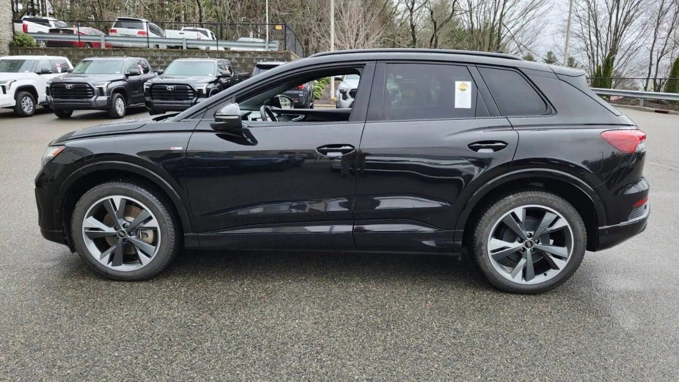 2023 Audi Q4 e-tron WA1L2BFZXPP005016