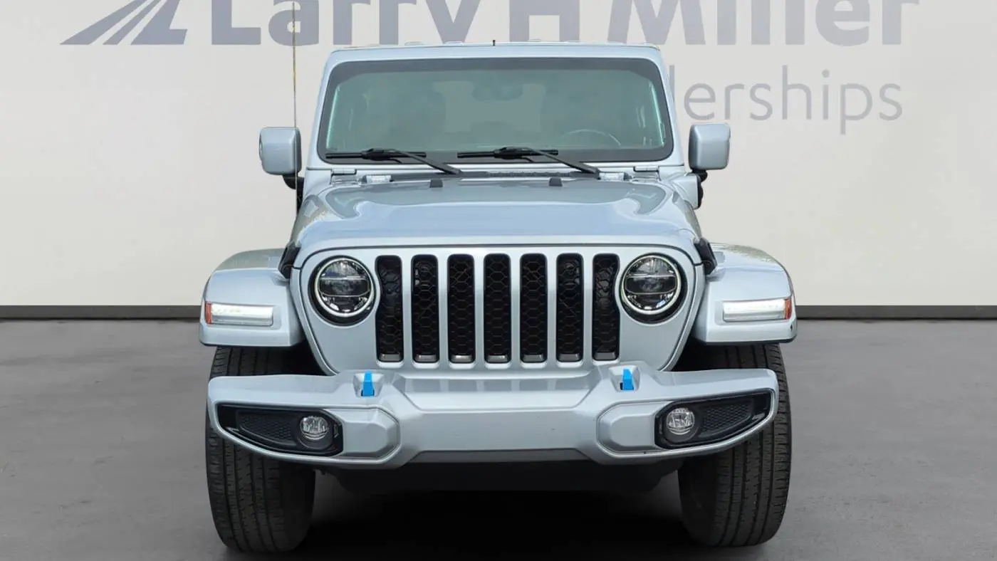 2022 Jeep Wrangler 1C4JJXP68NW156344