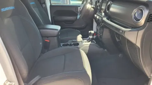 2023 Jeep Wrangler 1C4JJXR68PW522013