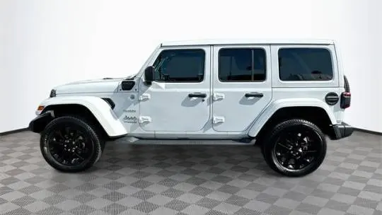 2022 Jeep Wrangler 1C4JJXP65NW100118