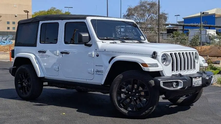 2021 Jeep Wrangler 1C4JJXP6XMW742946