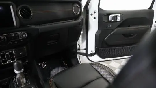 2022 Jeep Wrangler 1C4JJXP65NW161100