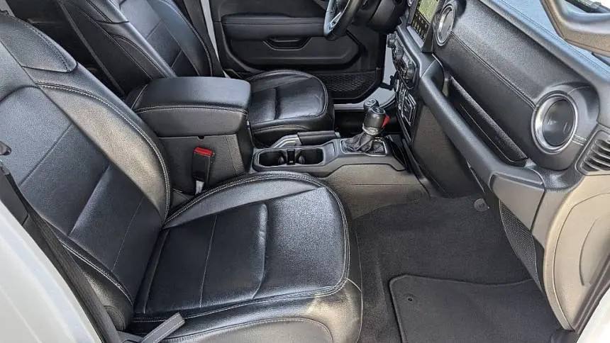 2021 Jeep Wrangler 1C4JJXP6XMW742946