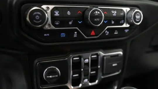 2022 Jeep Wrangler 1C4JJXP65NW161100