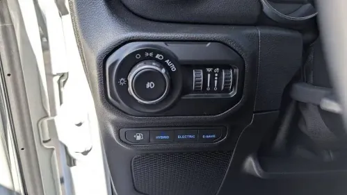 2021 Jeep Wrangler 1C4JJXP6XMW742946