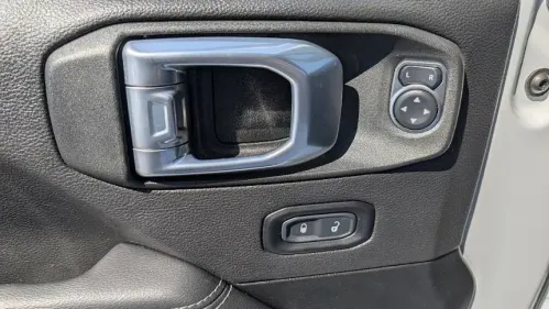 2021 Jeep Wrangler 1C4JJXP6XMW742946