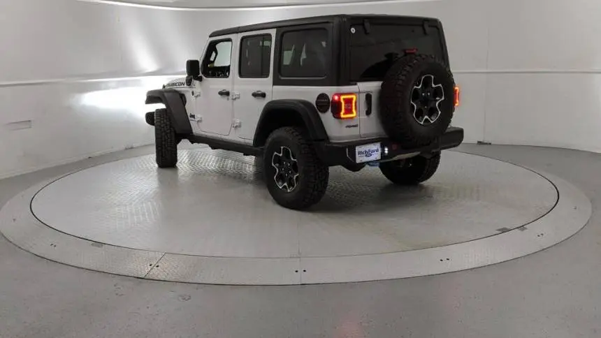 2023 Jeep Wrangler 1C4JJXR63PW696376