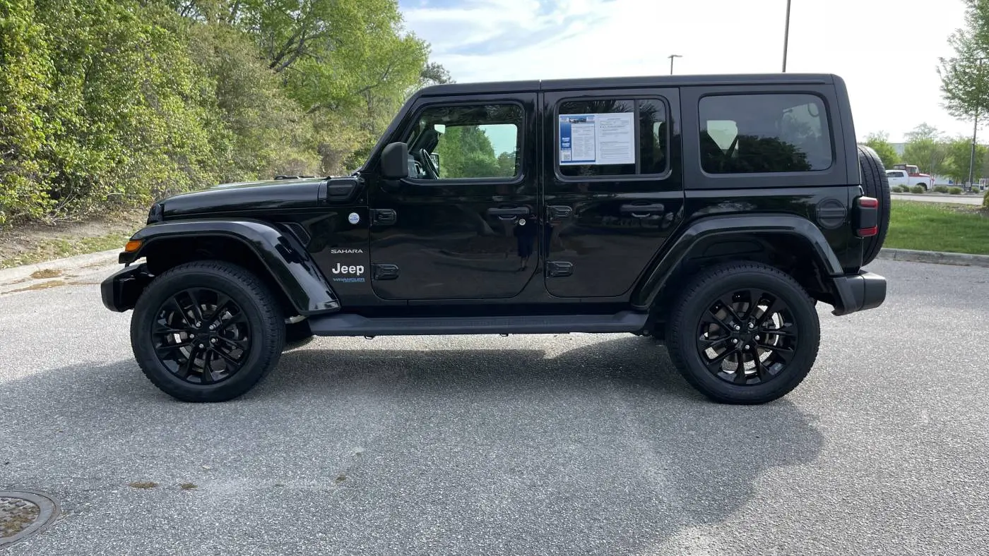 2021 Jeep Wrangler 1C4JJXP6XMW754319