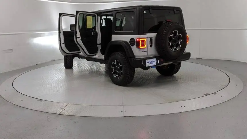 2023 Jeep Wrangler 1C4JJXR63PW696376