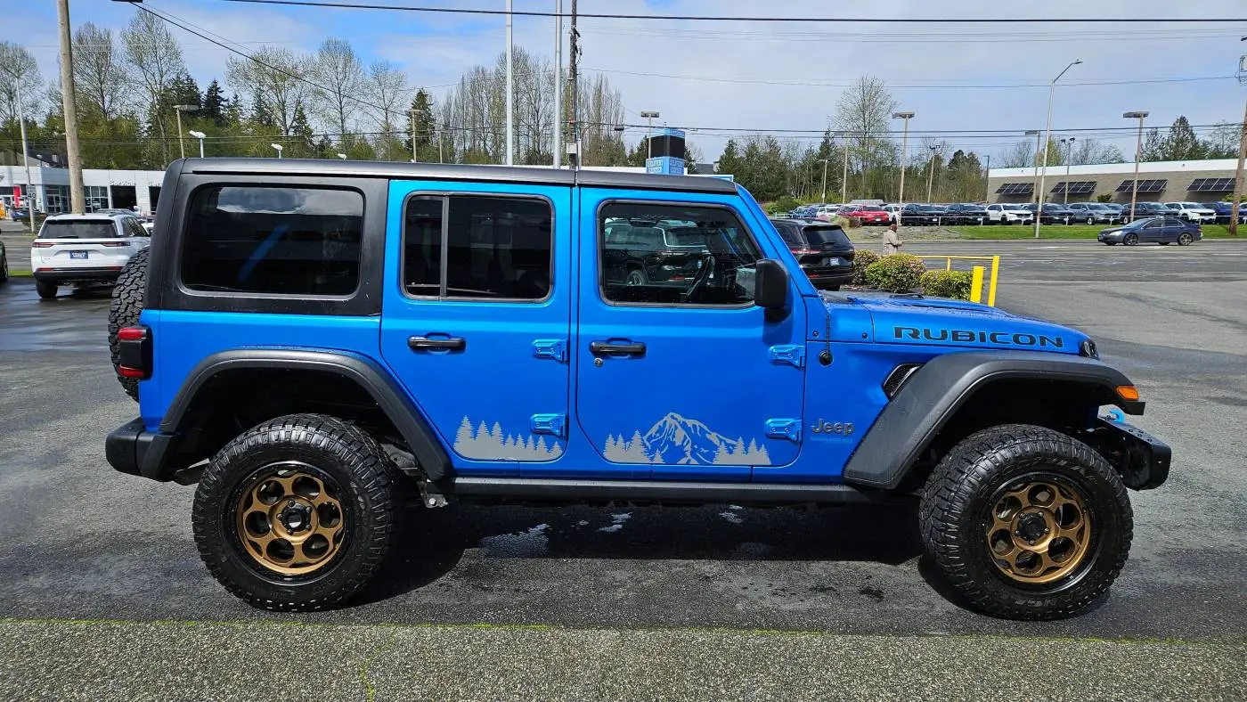 2021 Jeep Wrangler 1C4JJXR66MW738695