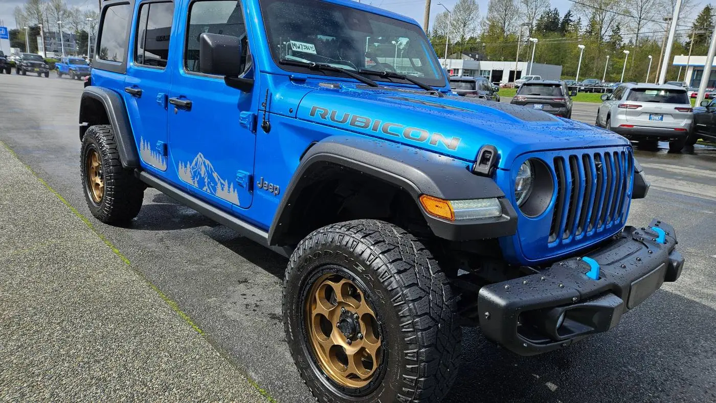2021 Jeep Wrangler 1C4JJXR66MW738695