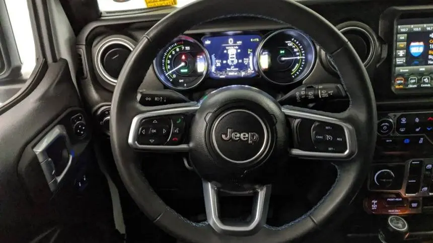 2023 Jeep Wrangler 1C4JJXR63PW696376